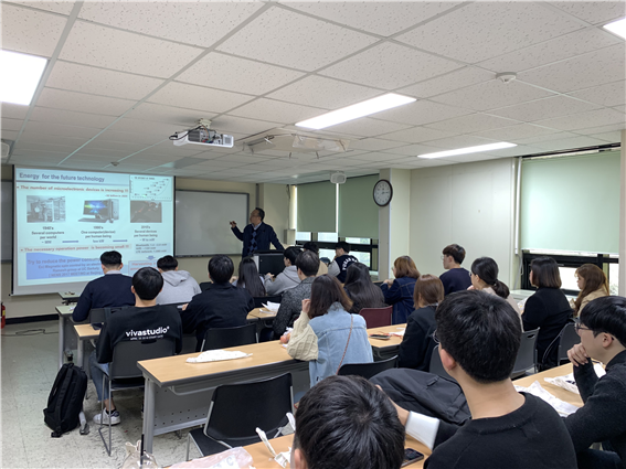 2019-1학기 황윤회 교수님 대학원 Lab 설명회